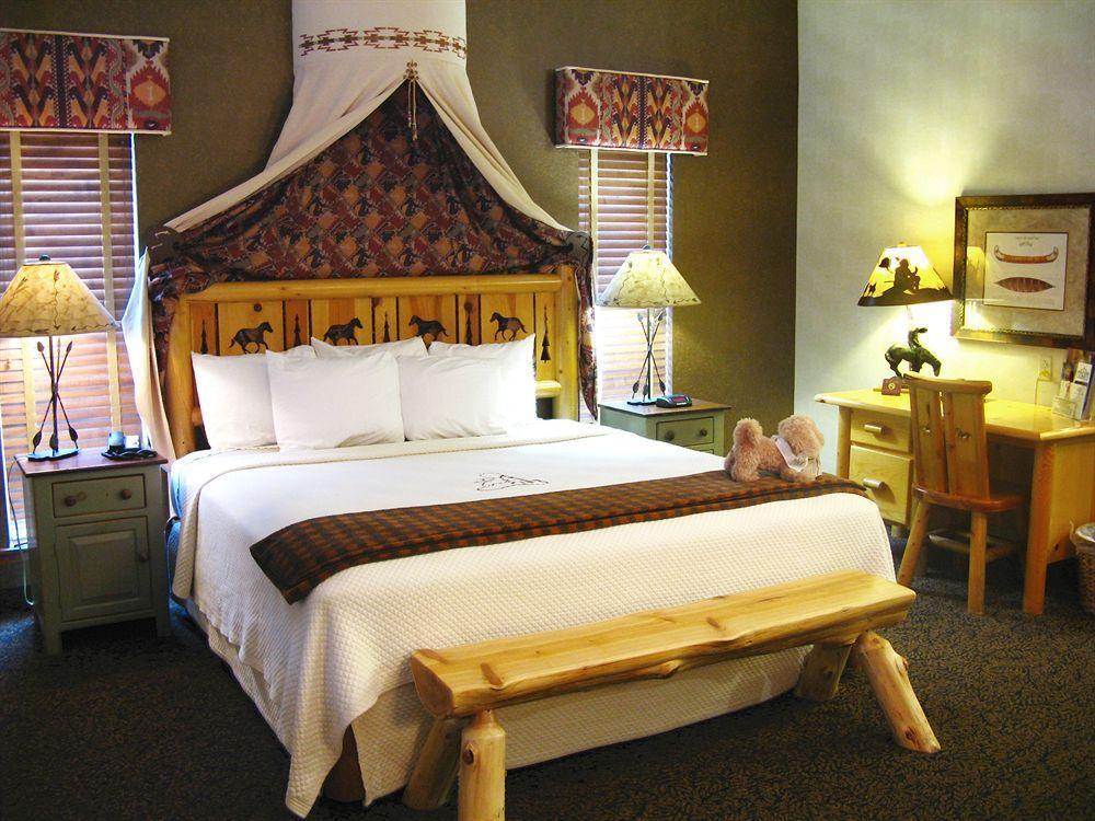 Stoney Creek Hotel St. Joseph מראה חיצוני תמונה